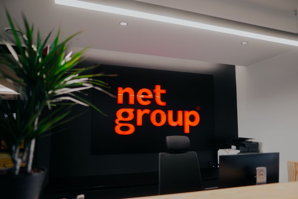 Contact Net Group Offices and Team